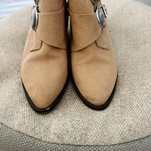 Band of Gypsies Jericho Buckle Ankle Booties Pointed Toe