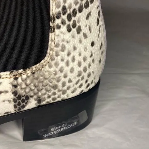 BLONDO EMELIA CHELSEA BOOTIES Size 7.5