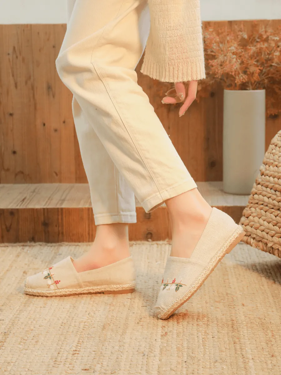 Blossom Embroidered Linen Espadrilles - Beige