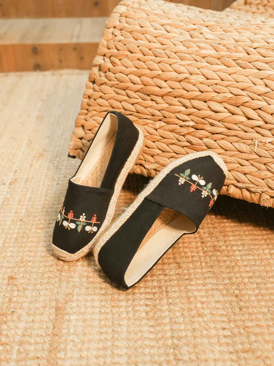Blossom Embroidered Linen Espadrilles - Black