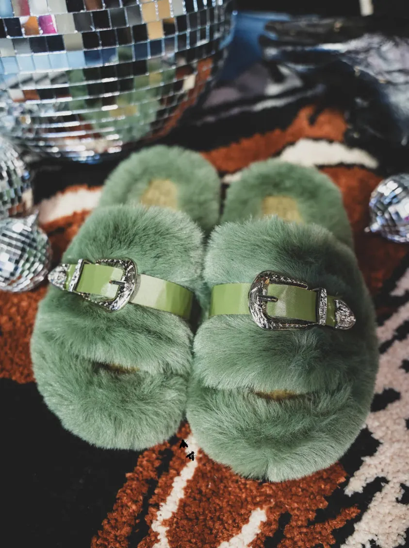 Buckle Bunny Slides (Size 5/6 left)