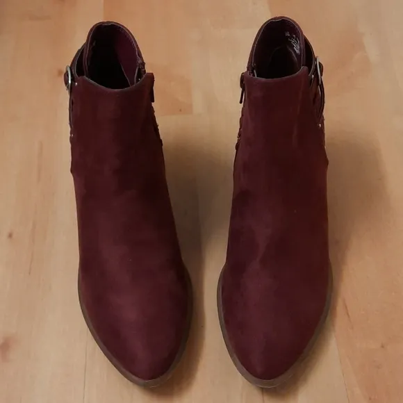 Carlos by Carlos Santana Malbec Ashby Bootie