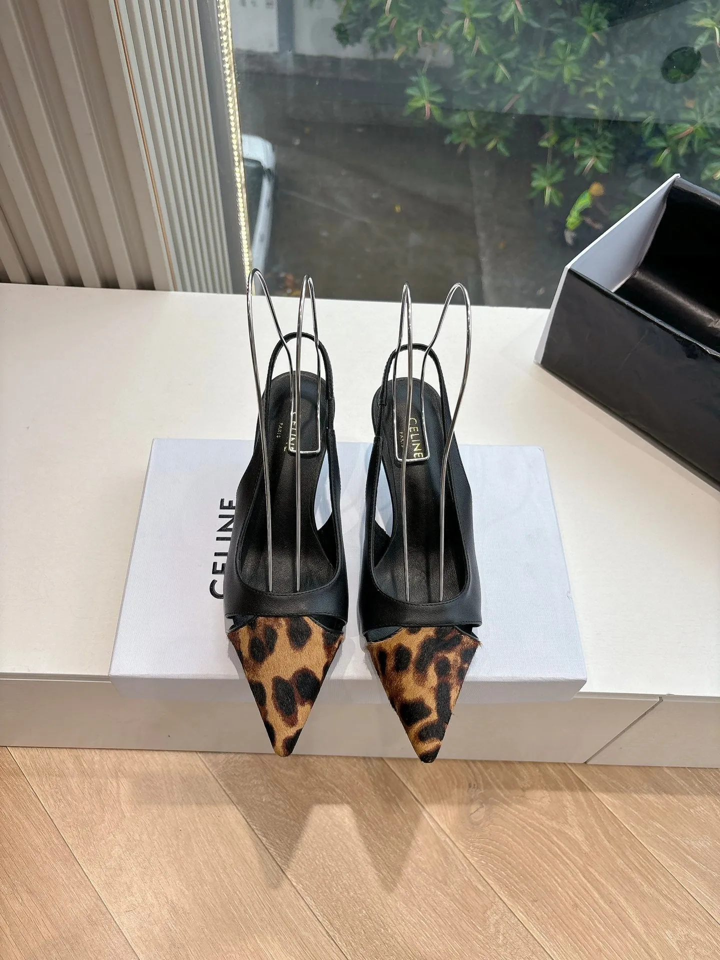 CELINE Slingback  Leopard Black Leather 285983
