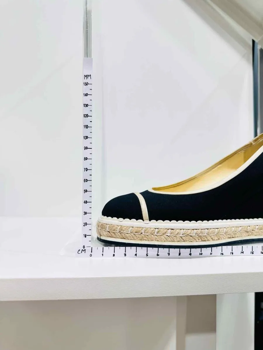 CHANEL Espadrille Navy Blue Wedges 36