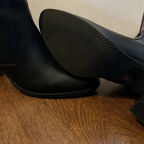 Coach And Four Ermina Bootie Ladies 8.5