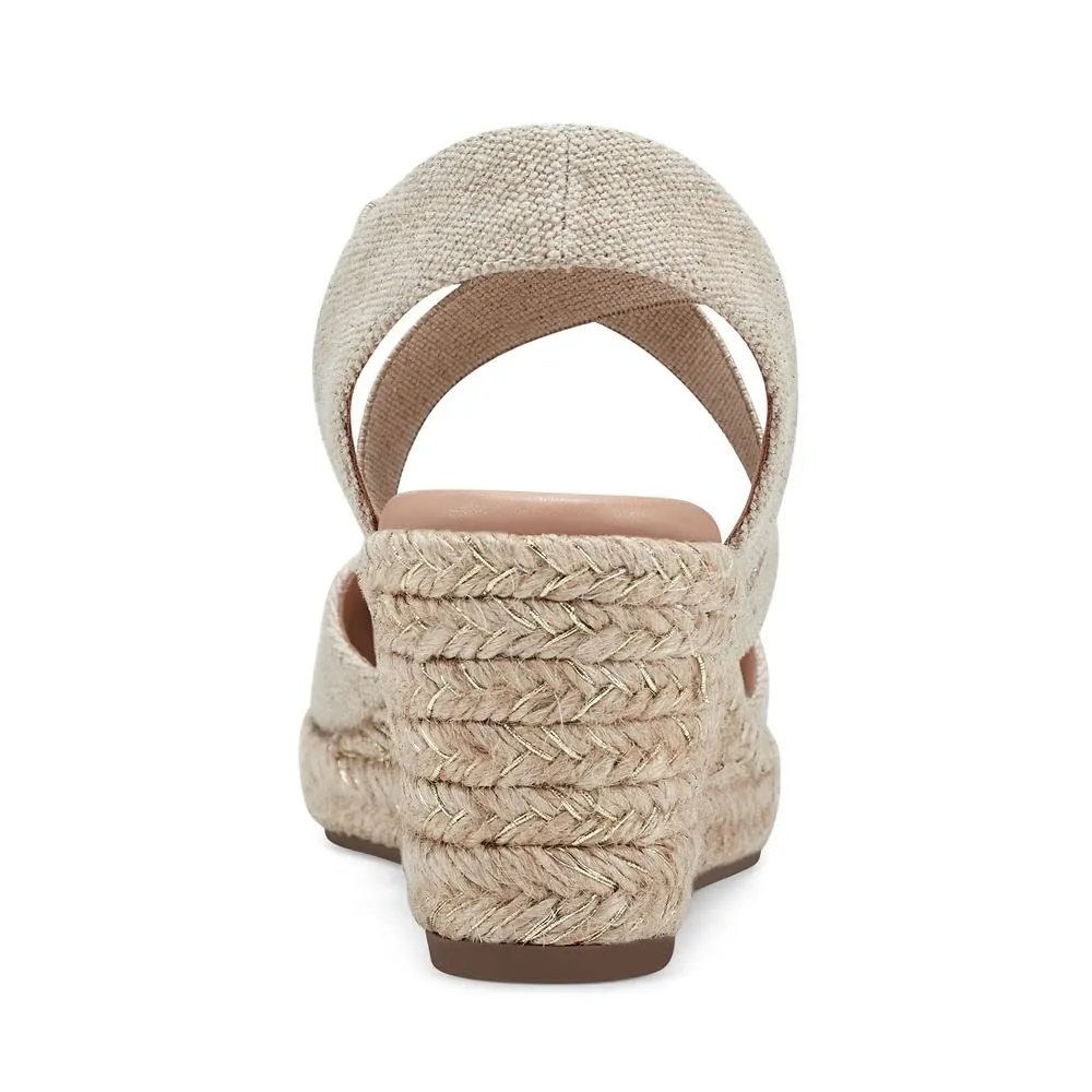 Easy Spirit Women's Meza Espadrille Wedge Sandal, Gold 710, 9 Wide