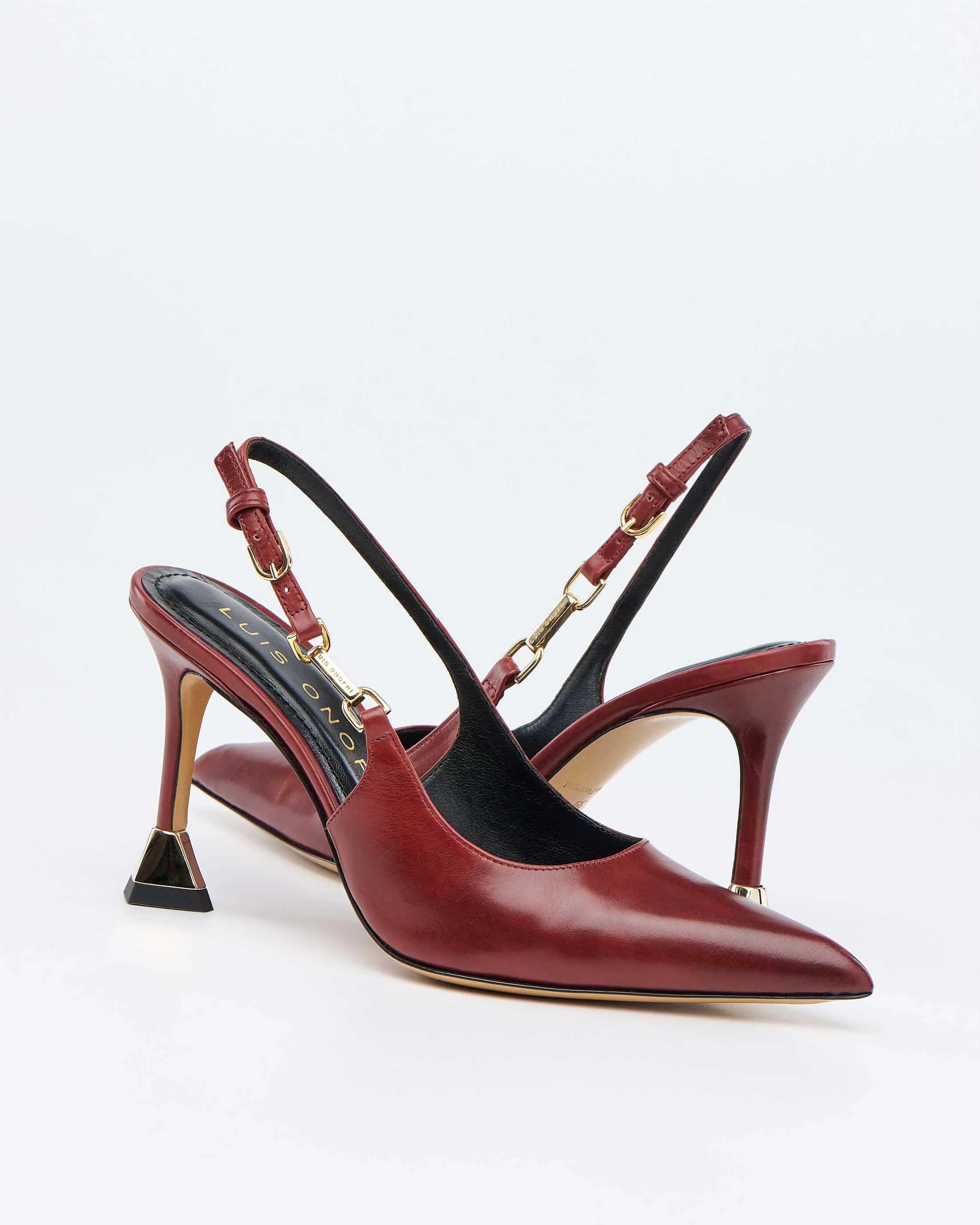 Femme Fatale burgundy