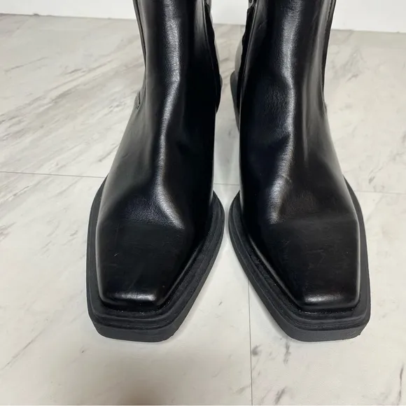 Franco Sarto Forta Black Square Toe Heel Bootie 6M