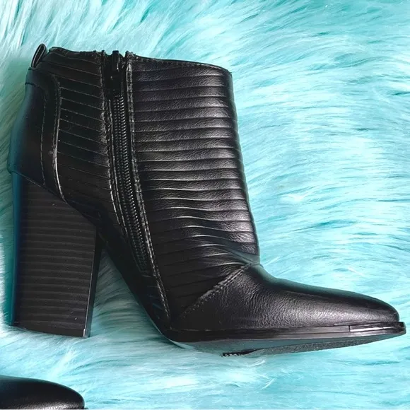 G BY GUESS Moto Biker Block Heel Booties Womens 6.5