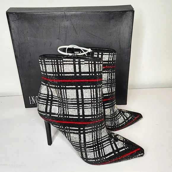 INC Reisa4 Womens Rhinestone Plaid Pointed toe Booties in Size 5.5