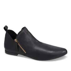 Iyanna Bootie