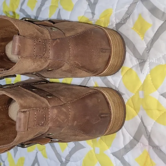 Kork-Ease Kanai Brown Suede Buckle Strap Ankle Bootie Size 8 Women's