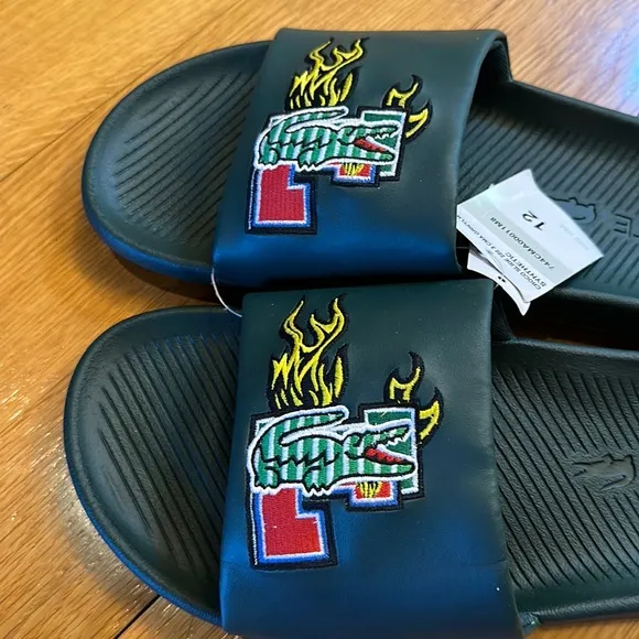 LACOSTE men’s GREEN MULTICOLORED EMBROIDERED LOGO - Croco Slides