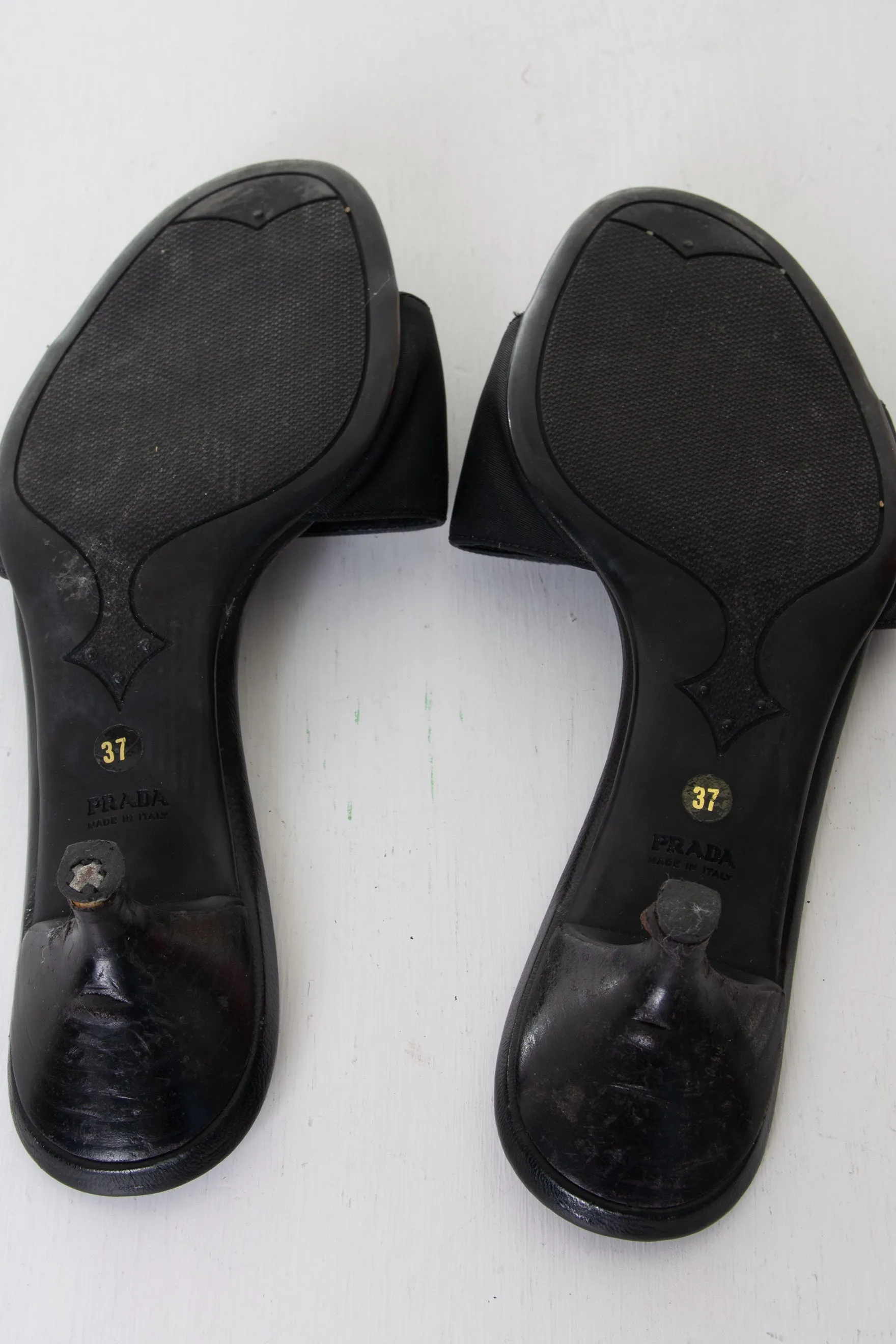 Logo Slides