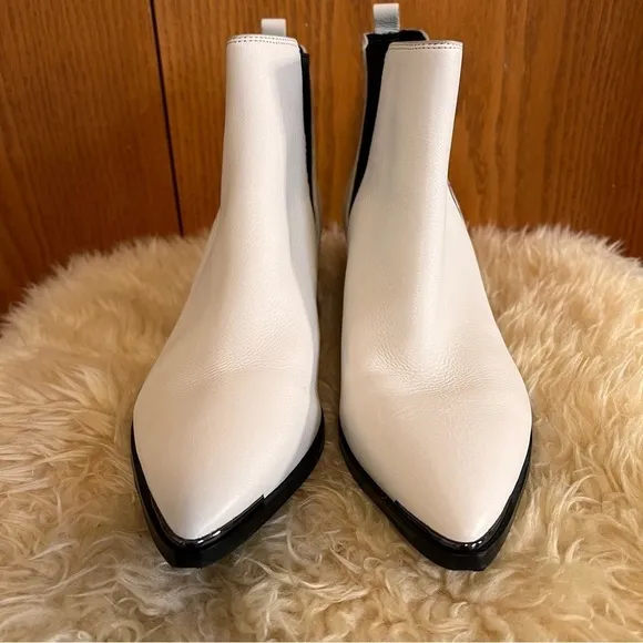 Marc Fisher Yale Leather Ankle Boots Sz-8.5