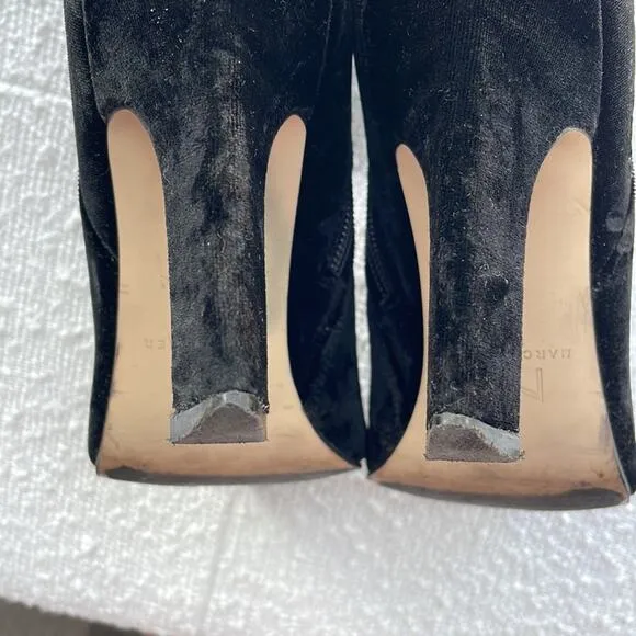 Mark Fisher Mayae Women's Black Velvet Pointed Toe Ankle Booties Size 6