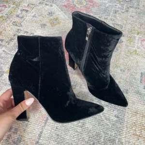 Mark Fisher Mayae Women's Black Velvet Pointed Toe Ankle Booties Size 6