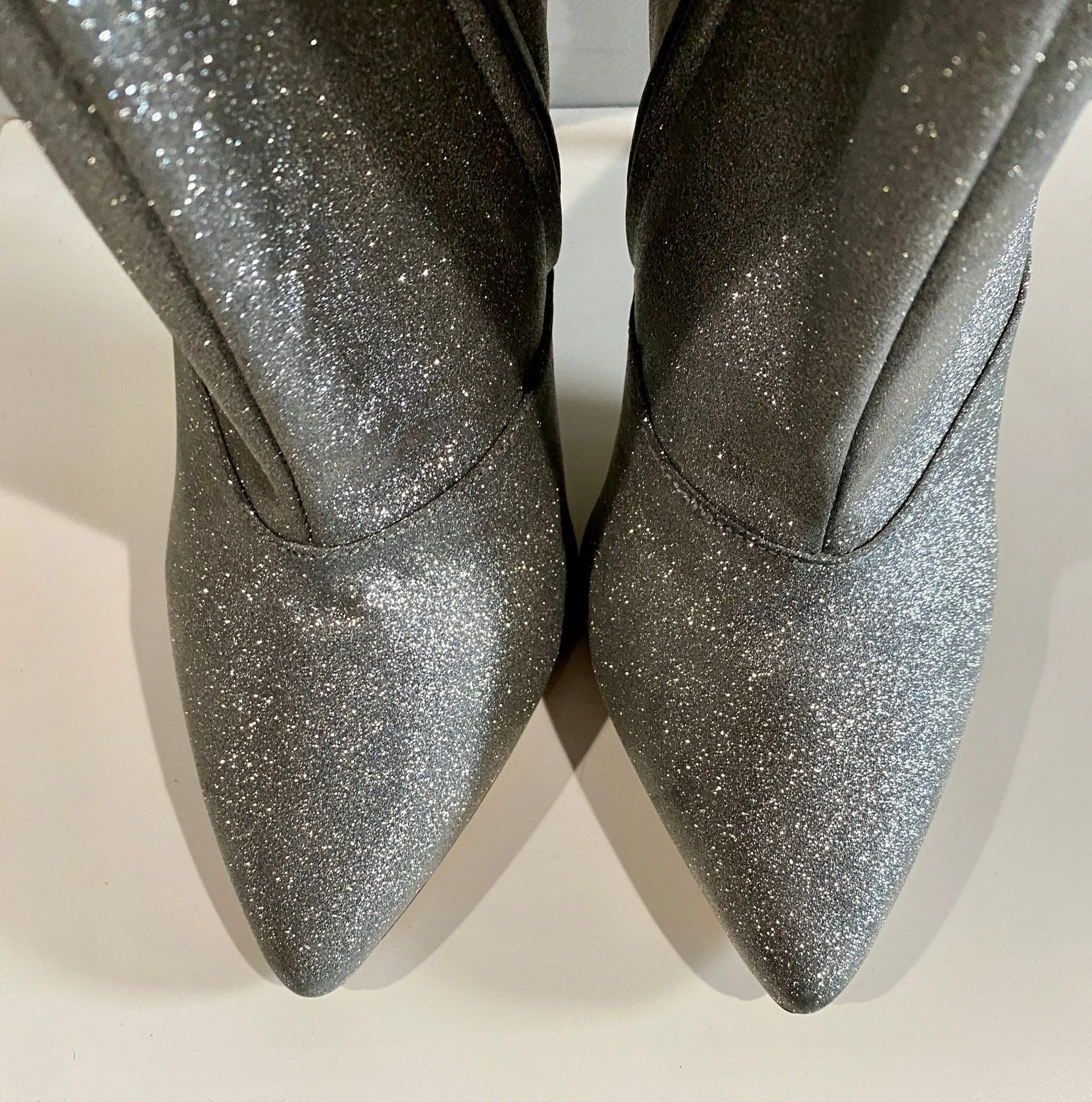 NADINE - SILVER GLITTER SAMPLE 9.5