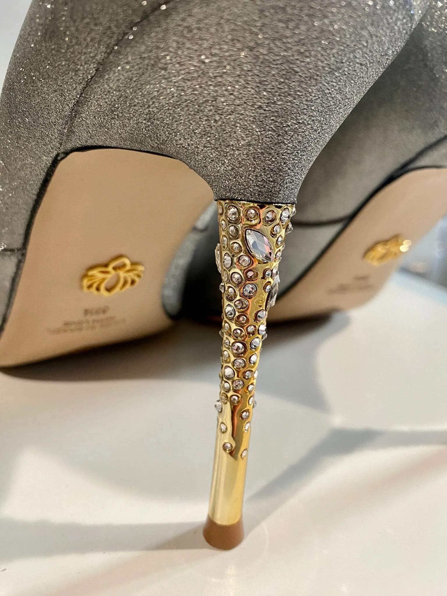 NADINE - SILVER GLITTER SAMPLE 9.5