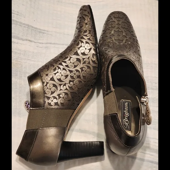 New Brighton Rhythm Leather Lace Design Laser Cut Booties Heels Size 8 1/2