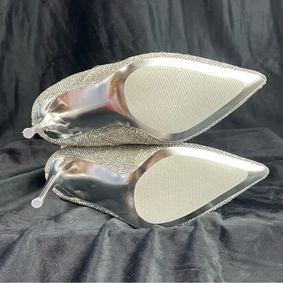 New in box, Steve Madden Rhinestones Silver Puffer Stiletto Dress Booties