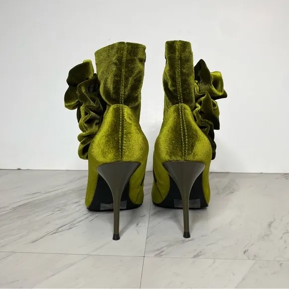New! Jeffrey Campbell Florette Green Crushed Velvet Pointy Toe Heel Bootie 7