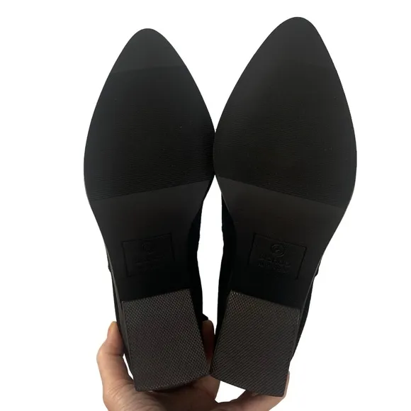 NIB Blondo Sidnee Genuine Suede Waterproof Cuffed Side Zip Ankle Booties Black 9