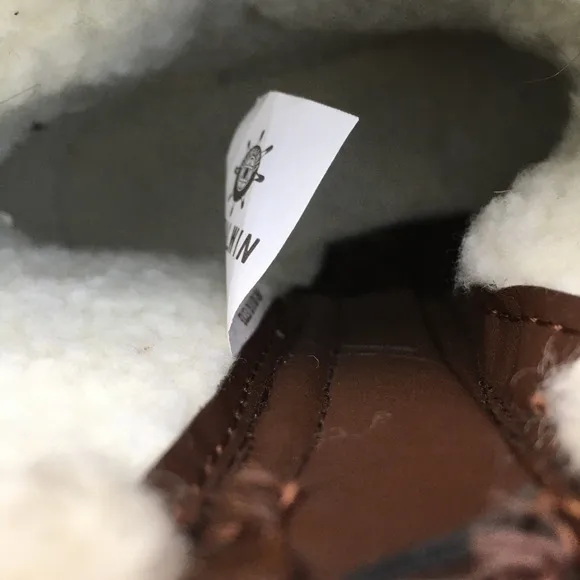 NWOT Globalwin Faux Shearling Collar Ankle Boot