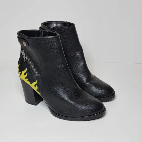 PARKER &amp; SKY Black leather stacked heel booties size 9.5