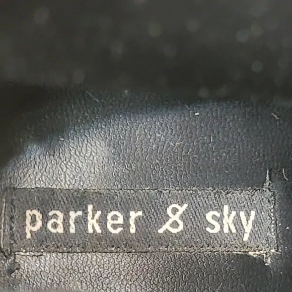 PARKER &amp; SKY Black leather stacked heel booties size 9.5