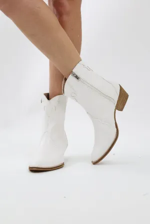 Pointed Toe Western Booties - White