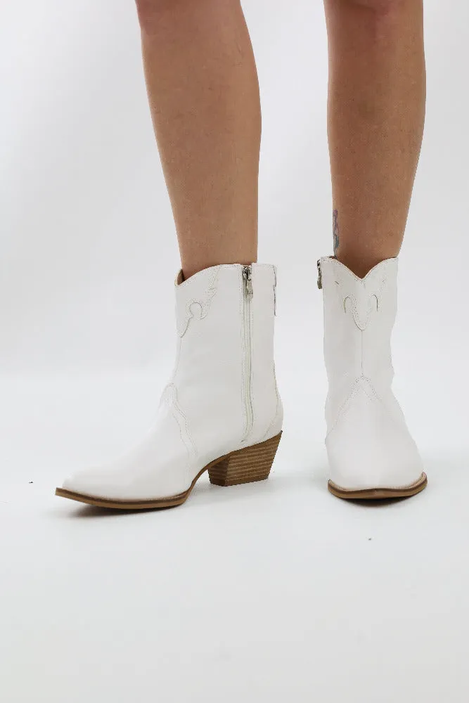 Pointed Toe Western Booties - White