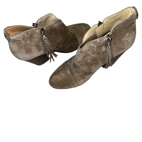 rag &amp; bone Margot Beige Suede Double Zipper Ankle Booties Sz 39
