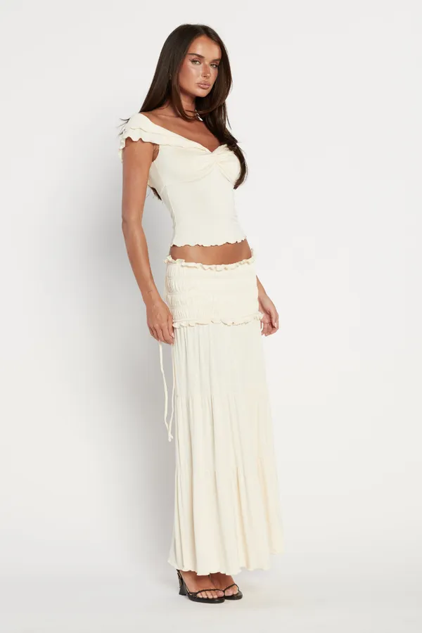 Relaxed Knit Two-Piece Set with Ruffle Detail