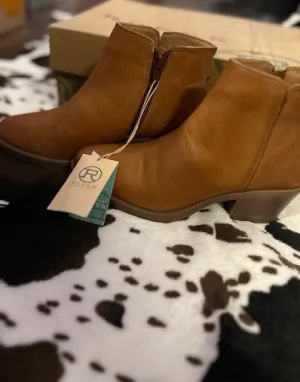 Roper Cassandra Tan Booties