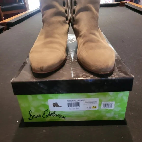 Sam Edelman Rubin gromit booties moss green suede size 7.5