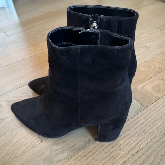 Sam Edelman Suede Booties Pointed Toe Hilty Ankle Block Black Women's Size 6.5