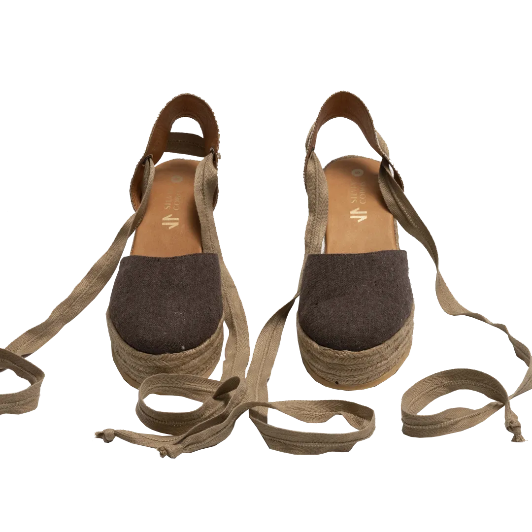 Silvia Cobos Flicker Brown