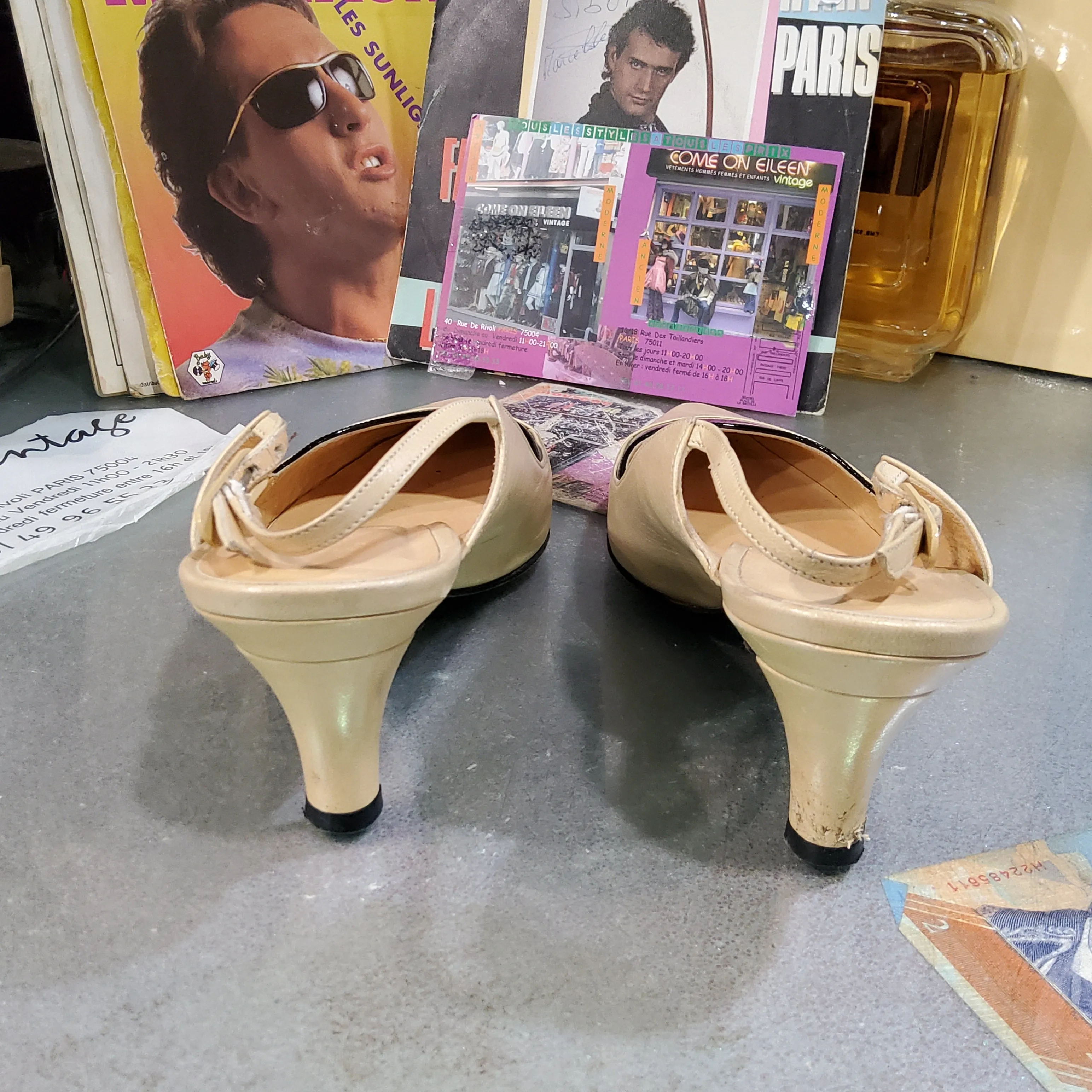 Slingback pumps