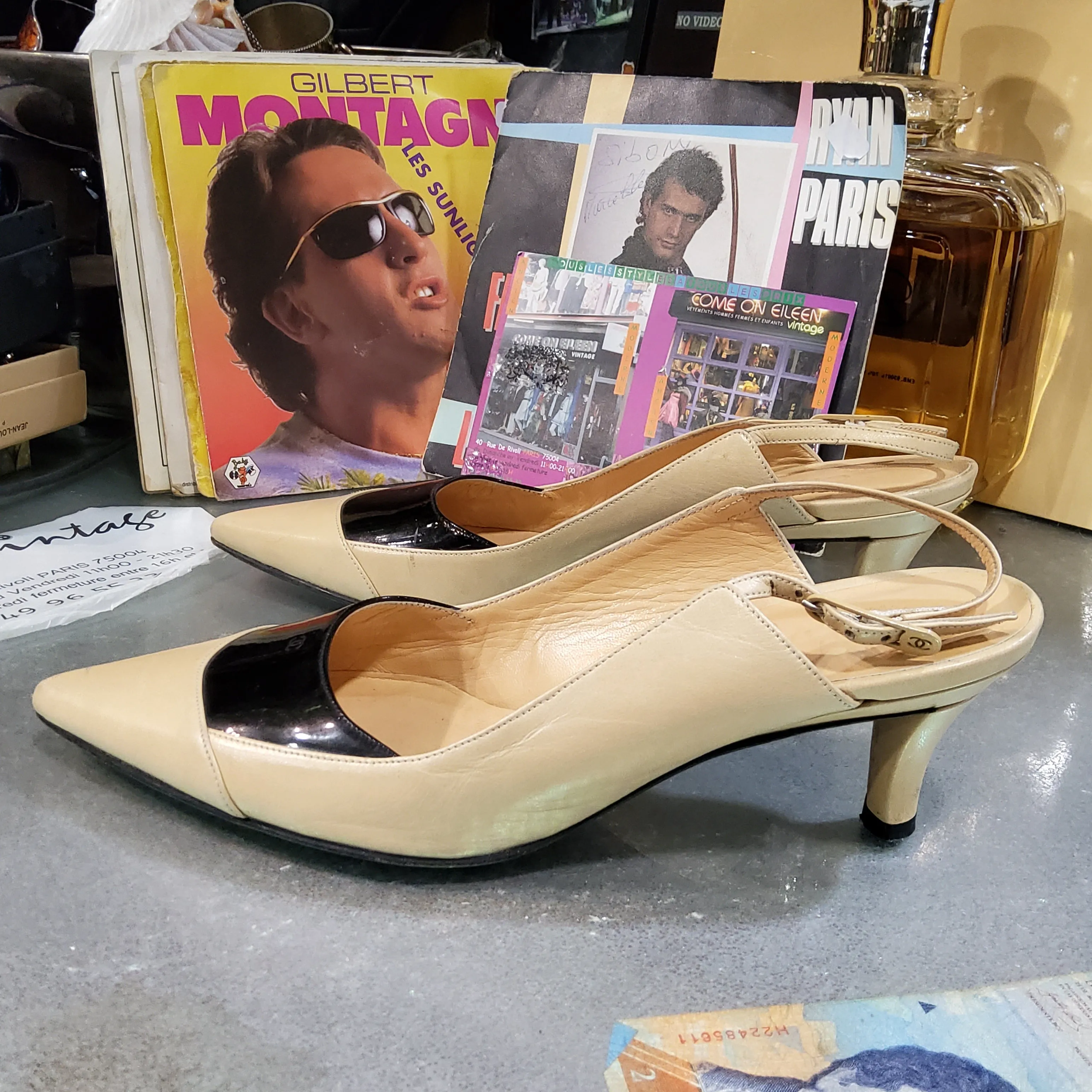 Slingback pumps