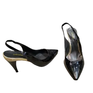 Slingback pumps