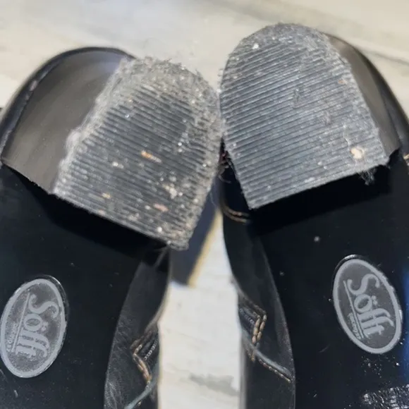 SOFFT leather booties. Size 11