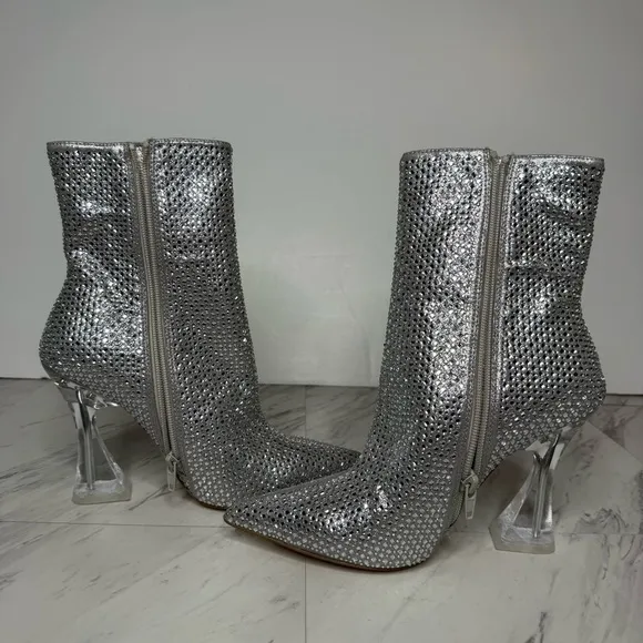 Steve Madden Vivy Rhinestone Pointy Toe Bootie 7 1/2 M