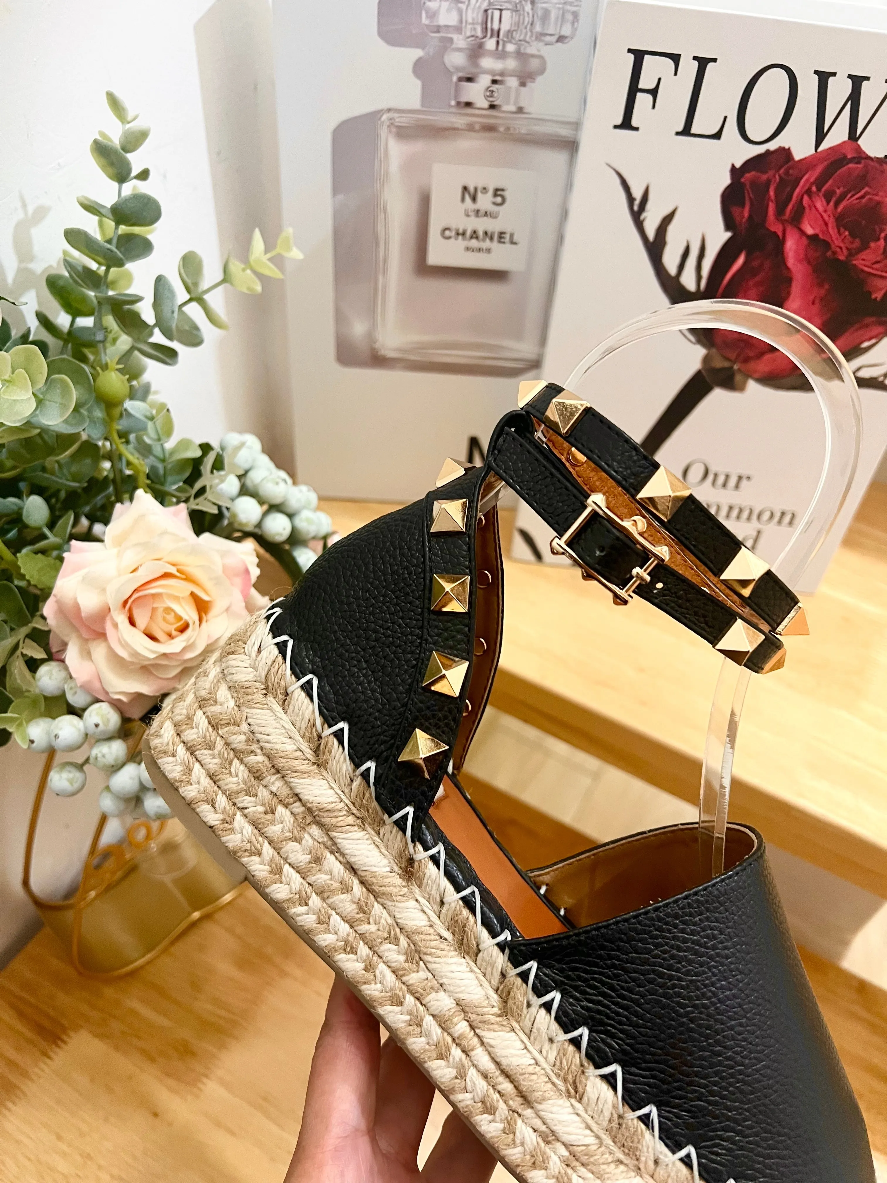 Valentino Rockstud Espadrille Sandals Black Leather 240596