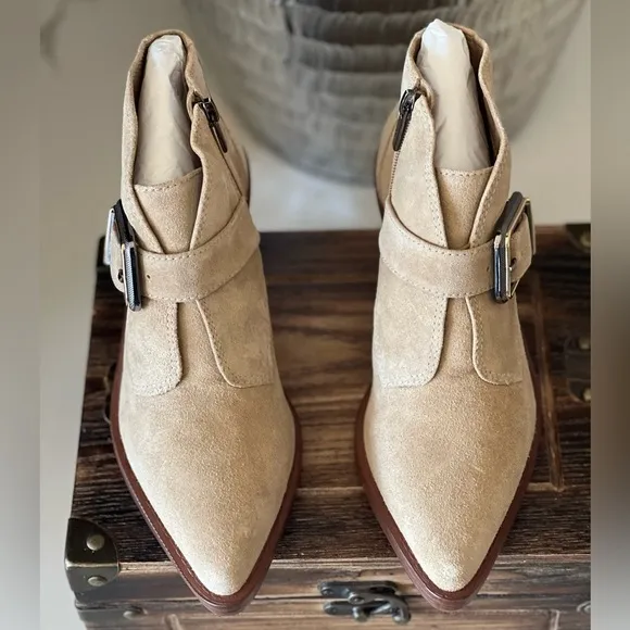 Vince Camuto Ashena Bootie in Taupe