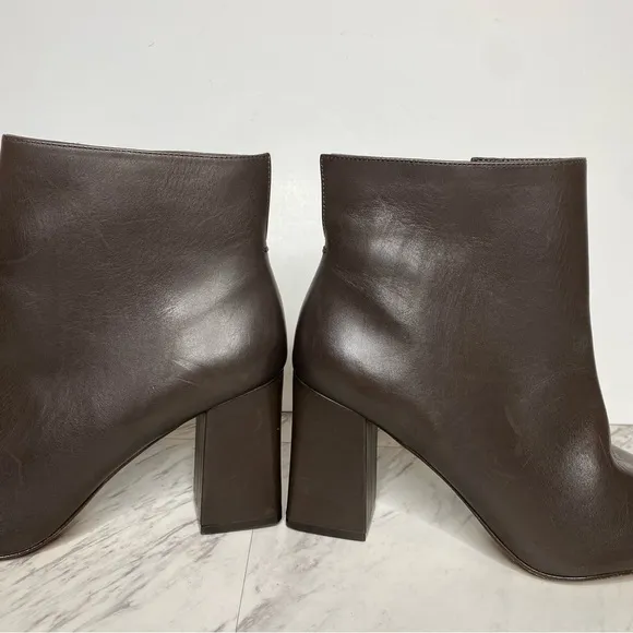 Vince Camuto Cammen Pointed Toe Brown Bootie 10 10 1/2