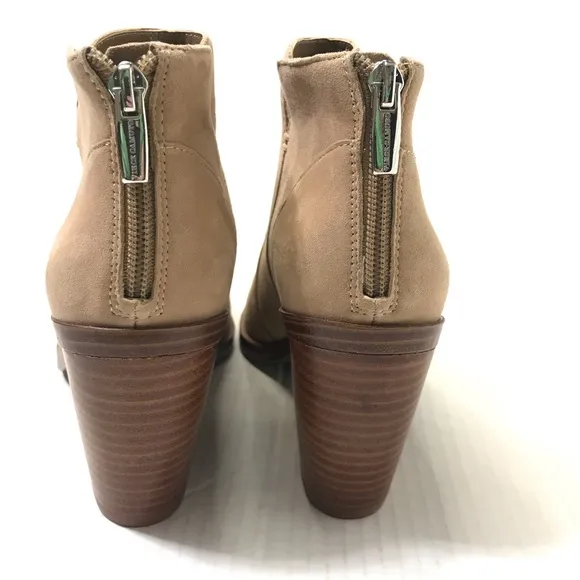 Vince Camuto Gwenola Booties Tan Suede Size 7.5 Western Pointed Toe