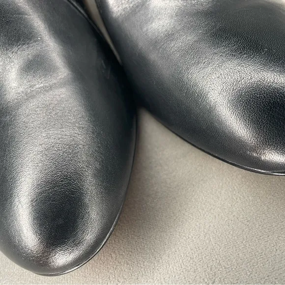 Vince Camuto Vonilesa Black Leather Heels Size 8 Ankle boot Booties