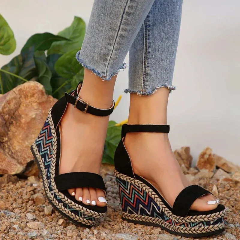 Zigzag Espadrille Wedges | Black | Bold and Comfortable